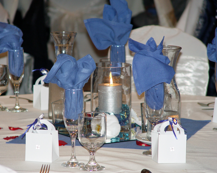 DSC03002 table setting sample copy.jpg