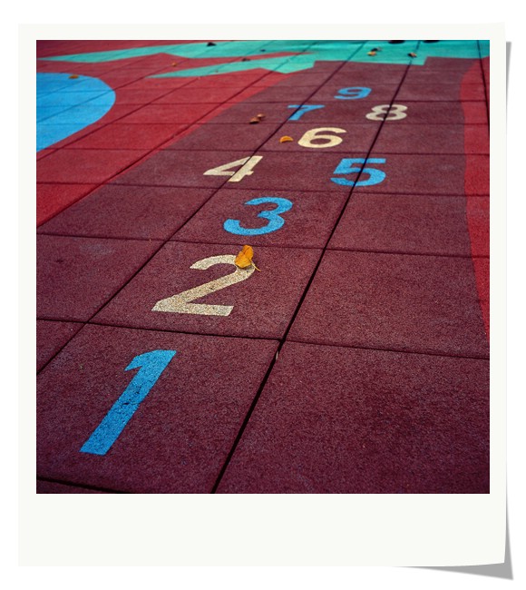 I love hopscotch when I was small and the days were carefree