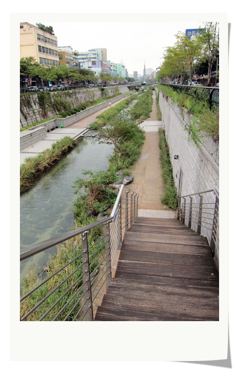 Cheonggyecheon