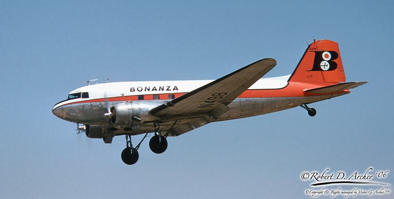 2725 DC-3 N498 Bonanza.jpg