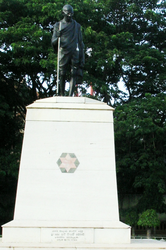 Mahatma Gandhi Statue, Bangalore
