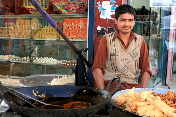 Snack vendor