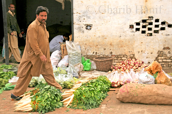 Fruit & Vegetable market