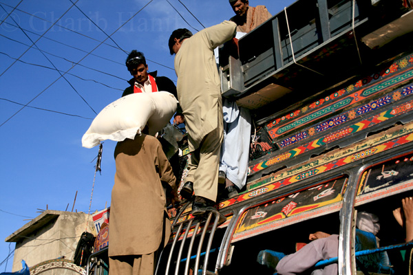 Boarding bus