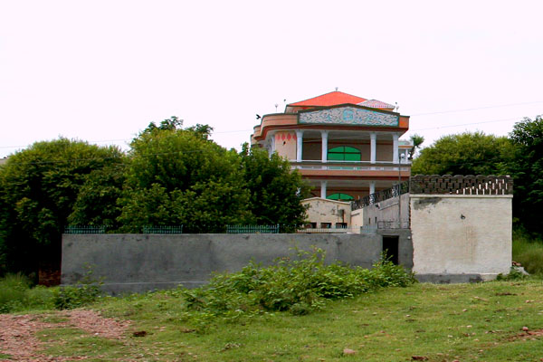 House in Siakh