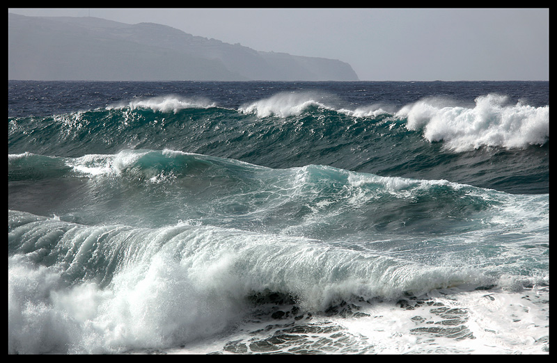 Waves outside Ribeira Grande - The Azores 2006