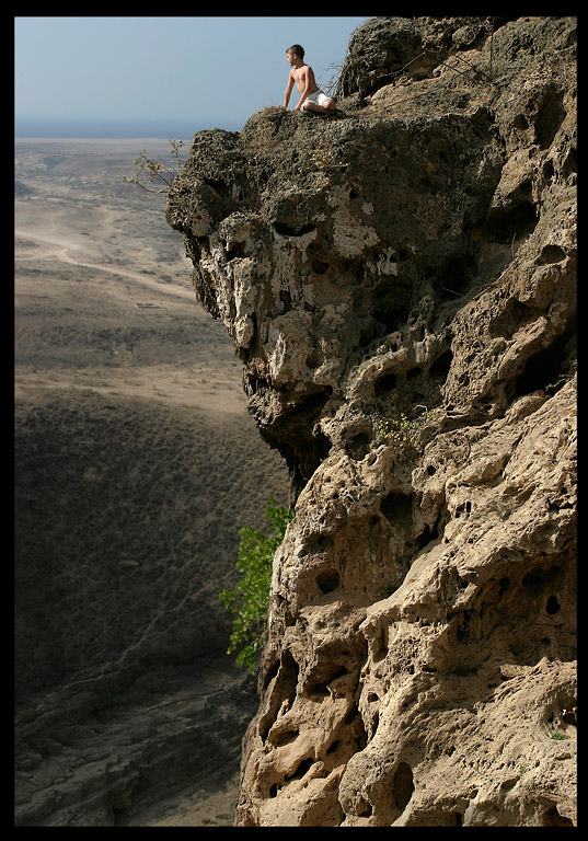 Martin rockclimbing near Wadi Darbat