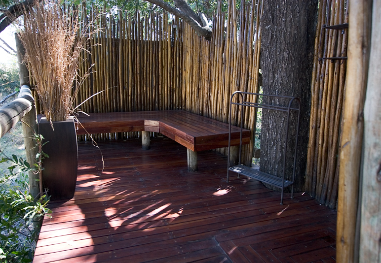 Chitabe Outdoor Shower