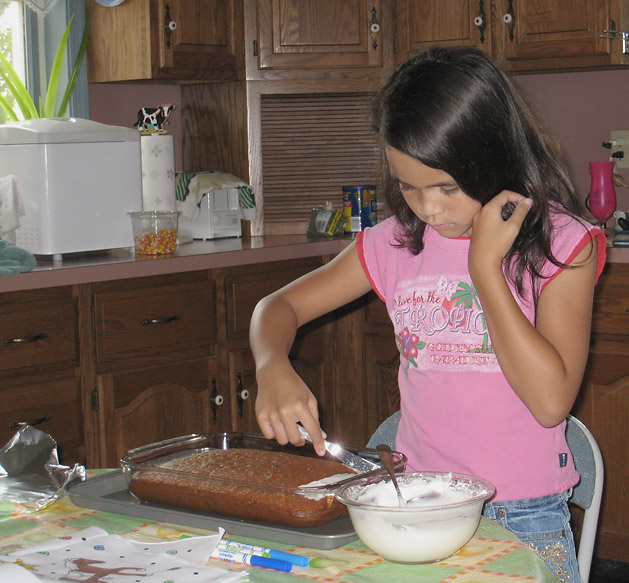 IMG_0844_Icing the cake
