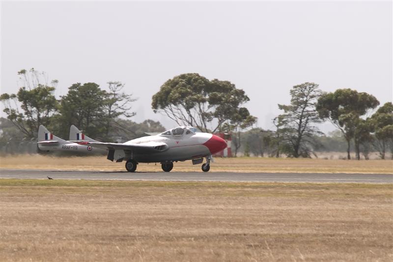 DH Vampire Jet landing