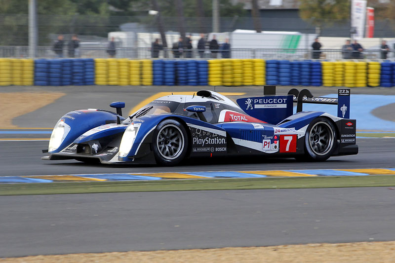Peugeot 908_0414r.jpg