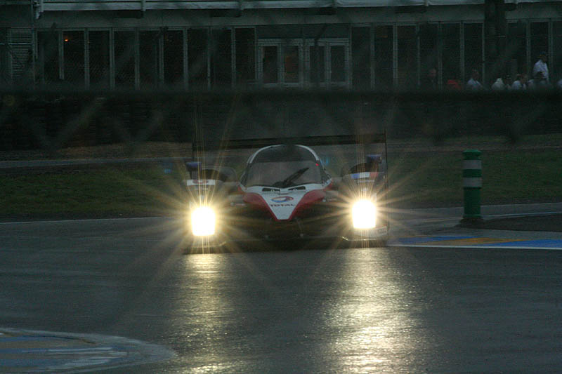Peugeot 908 n8_20h20 1964r.jpg