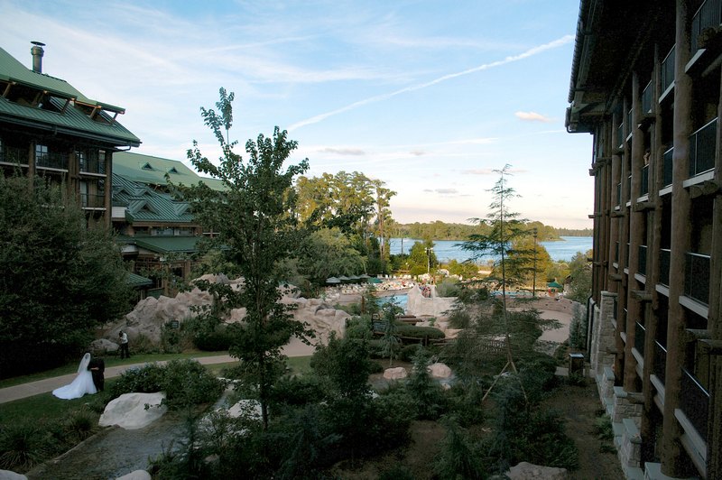 Wilderness Lodge courtyard