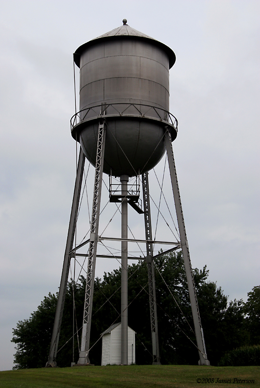 Villisca Water Tower (34675)