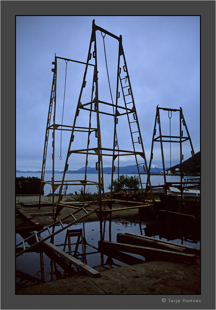 stands at the dock