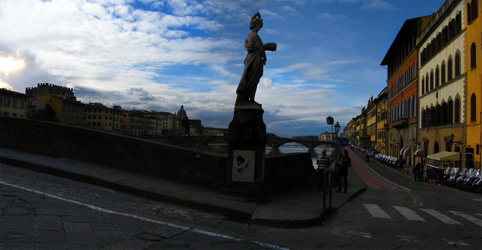 Ponte Santa Trinita<br/> .. 8942_9069_70a