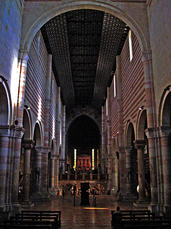 Basilica di San Zeno Maggiore, interior .. 2615