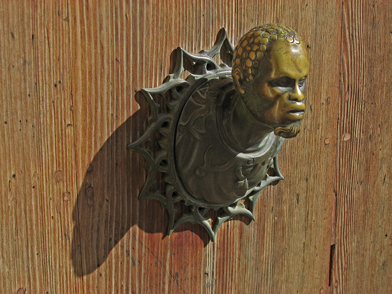 African head doorknocker found at the Campo  Santa Maria Formosa .. 3082