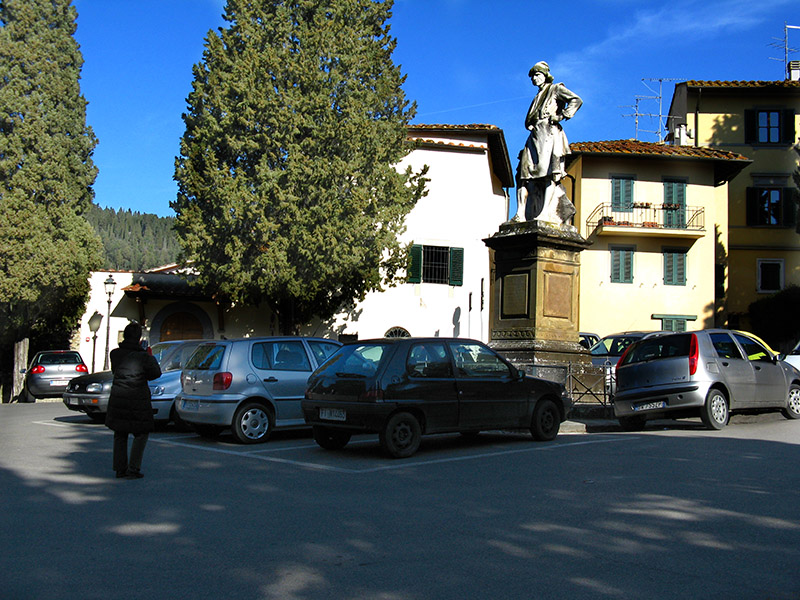 Piazza Desiderio ..  A3380