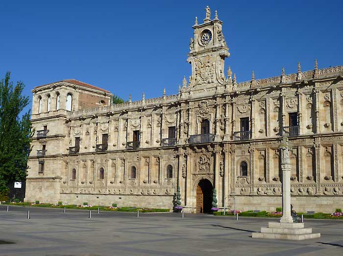 parador san marcos, leon