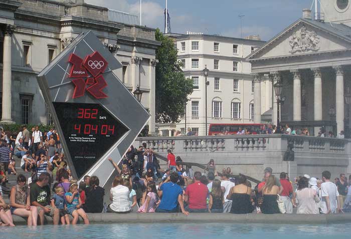 jubilee walkway - trafalgar square - 362 days to olympics