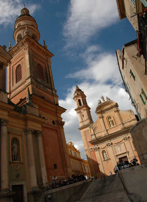 Parvis St-Michel - Menton