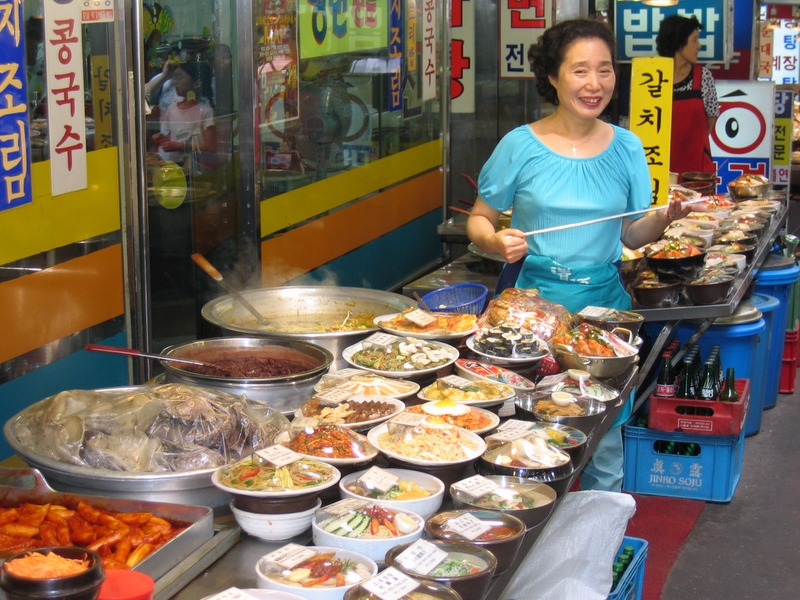 Namdaemun Market cooking