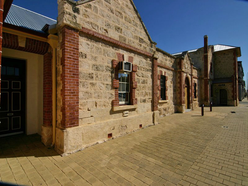 SHIPWRECK MUSEUM FREMANTLE.jpg