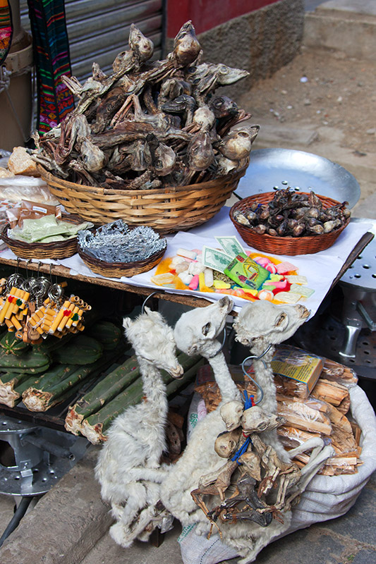 Mercado de las Brujas (Witches' Market):