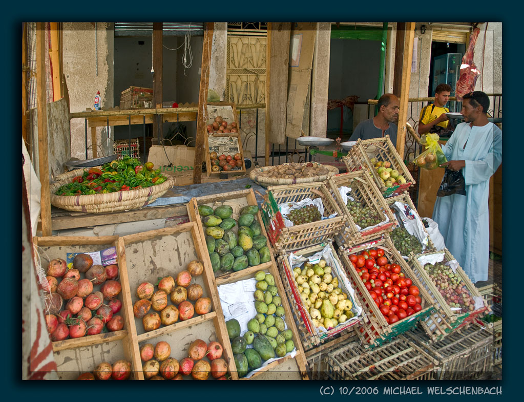 Shopping for Fruits on the Westbank