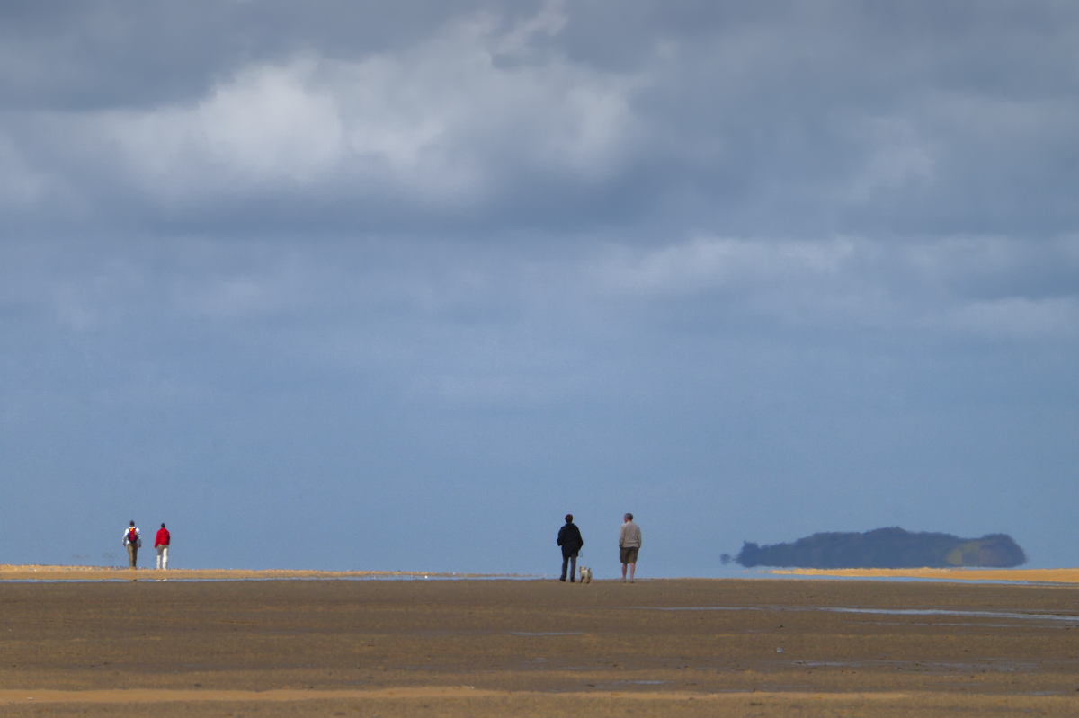 mirage walking in Wells beach