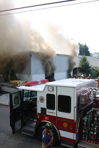 2008_milford_ct_building_fire_perkins_rouge_buckingham_ave_pic-09.JPG