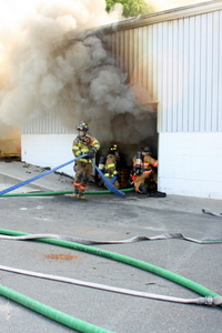 2008_milford_ct_building_fire_perkins_rouge_buckingham_ave_pic-20.JPG