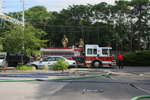 2008_milford_ct_building_fire_perkins_rouge_buckingham_ave_pic-23.JPG