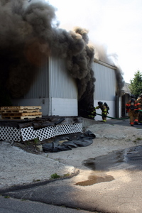 2008_milford_ct_building_fire_perkins_rouge_buckingham_ave_pic-47.JPG