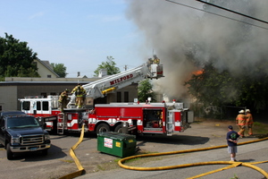 2008_milford_ct_building_fire_perkins_rouge_buckingham_ave_pic-49.JPG