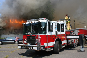 2008_milford_ct_building_fire_perkins_rouge_buckingham_ave_pic-51.JPG