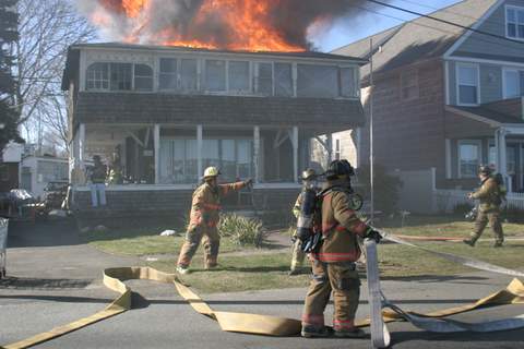 20070329-milford-house-fire-104-beach-ave-1405.JPG