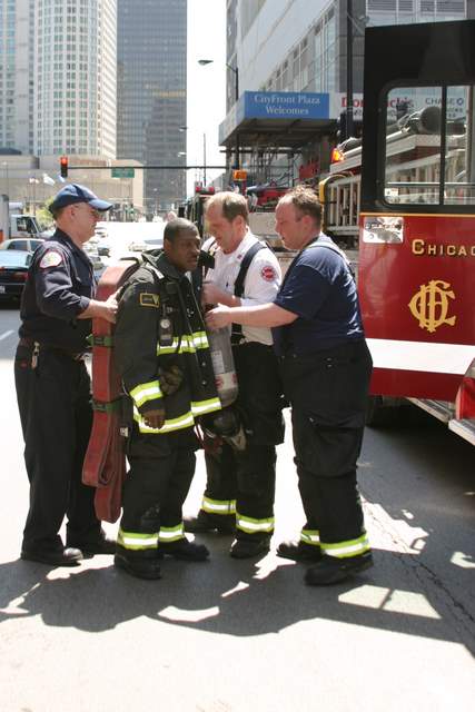 20070430-chicago-fire-600-n-fairbanks-18.JPG
