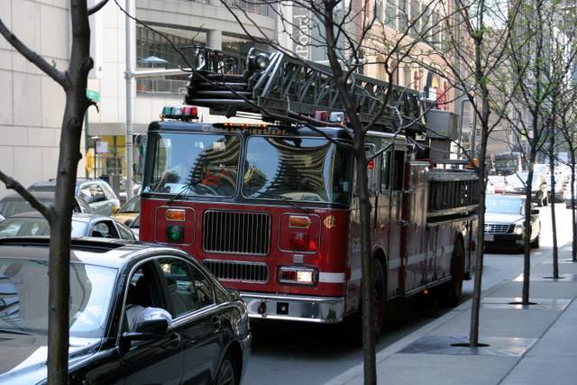 20070430-chicago-fire-600-n-fairbanks-29.JPG