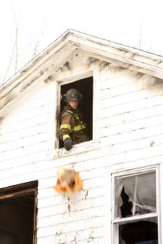 20080226_milford_conn_house_fire_176_red_root_lane-04.JPG