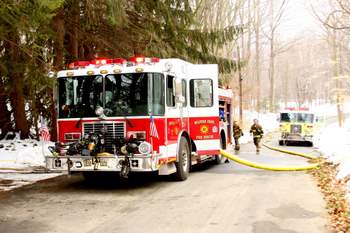 20080226_milford_conn_house_fire_176_red_root_lane-14.JPG
