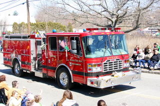 20080330_st_patricks_parade_mystic_conn_17_hoxie_engine_co.JPG
