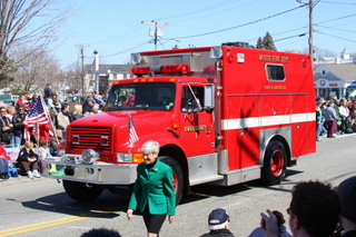 20080330_st_patricks_parade_mystic_conn_28_G57_hook_and_ladder.JPG