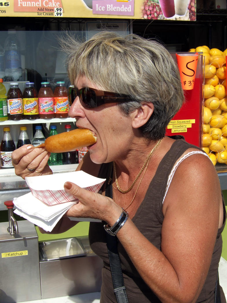 Venice Beach - MMMMM que le Corn Dog est si bon!.jpg