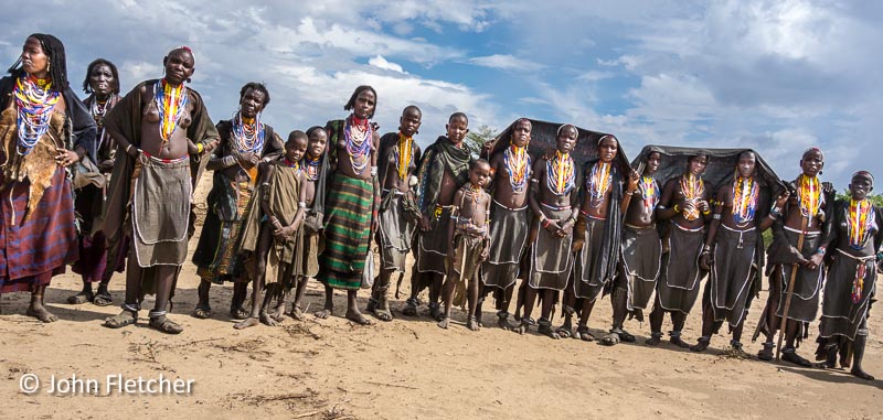 Arbore Women