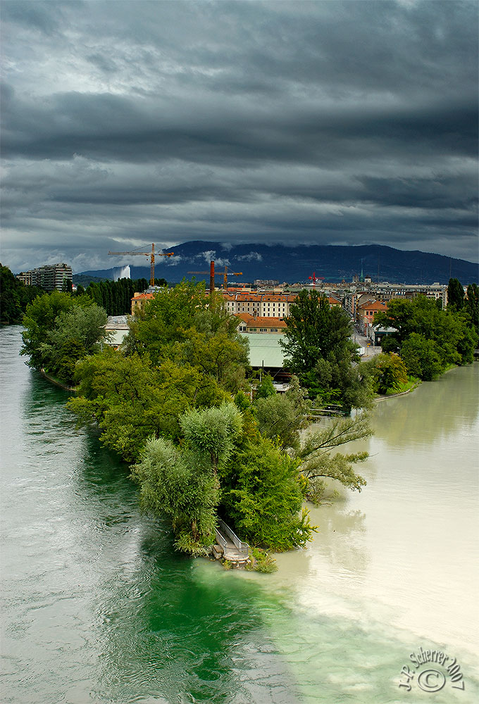 Junction of the Rhone and Arve rivers