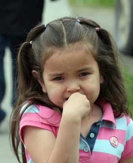 shy girl 4384.jpg