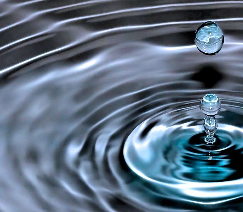 8th Place<br>Water Drop<br>by Larry