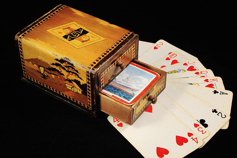 Playing card box